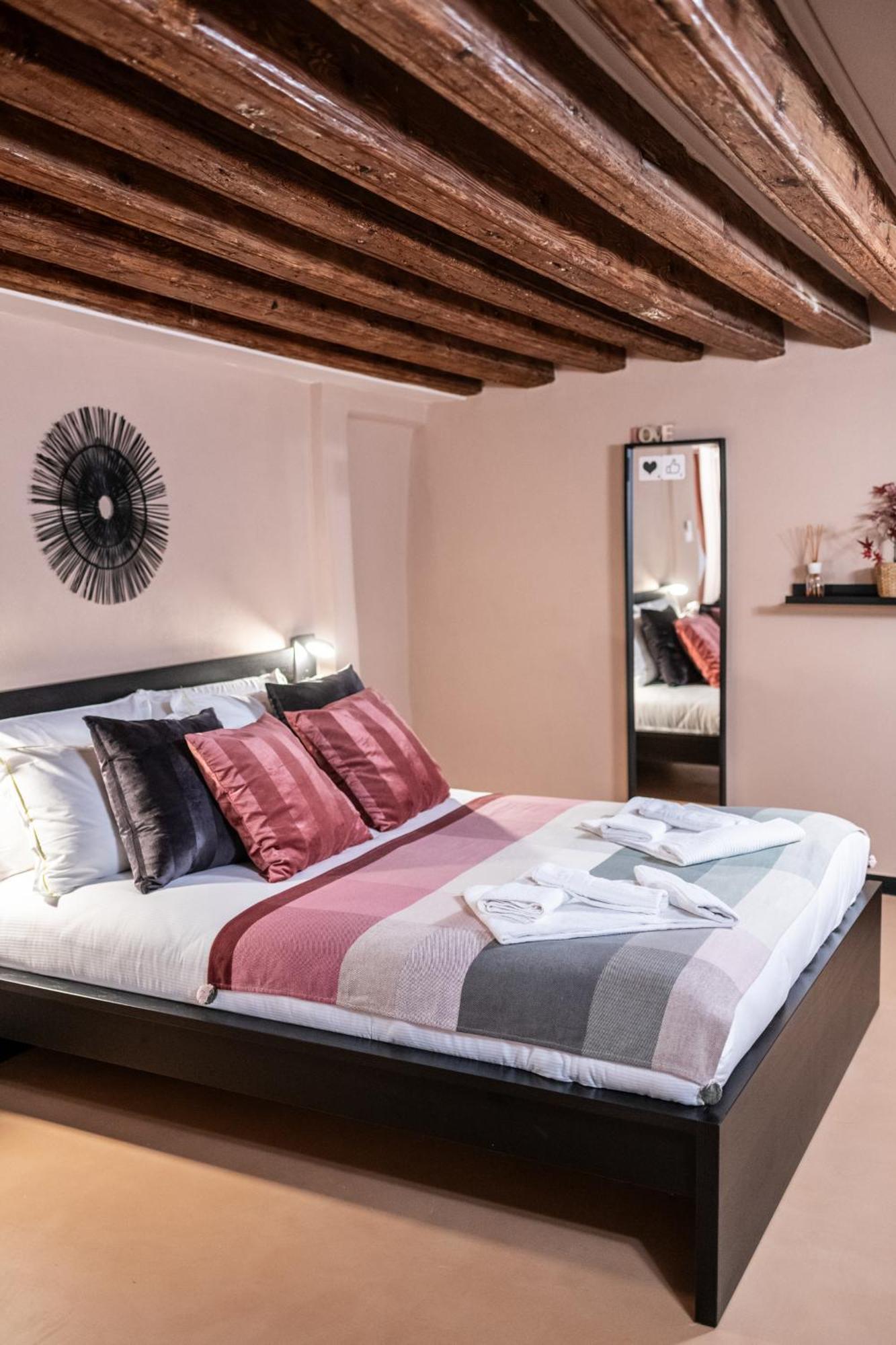 Appartement Giano Host - San Bernardo à Gênes Extérieur photo