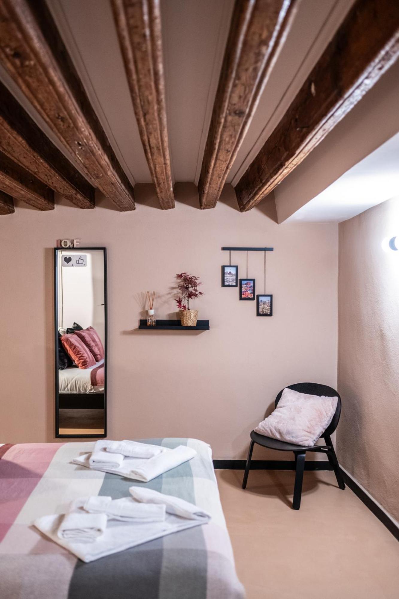 Appartement Giano Host - San Bernardo à Gênes Extérieur photo